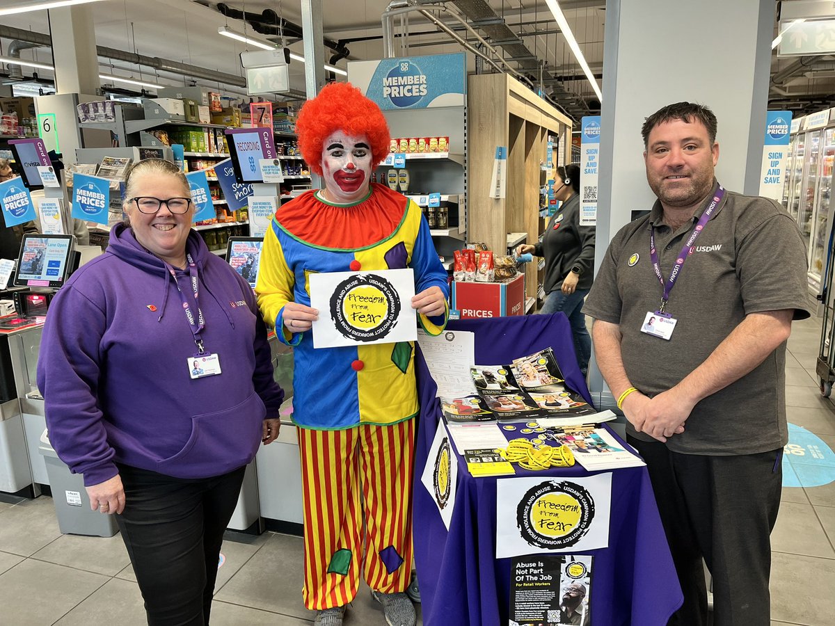 GillPaterson3's tweet photo. Supporting my fellow AC 1 rep at his campaign in Coop London Rd Brighton
@PaddyLillisGS @DaveMccrossen @rabdonnelly2010 @UsdawUnion @UsdawSouthern @isted83 @michael34145261 https://t.co/mFgY0QpfSC
