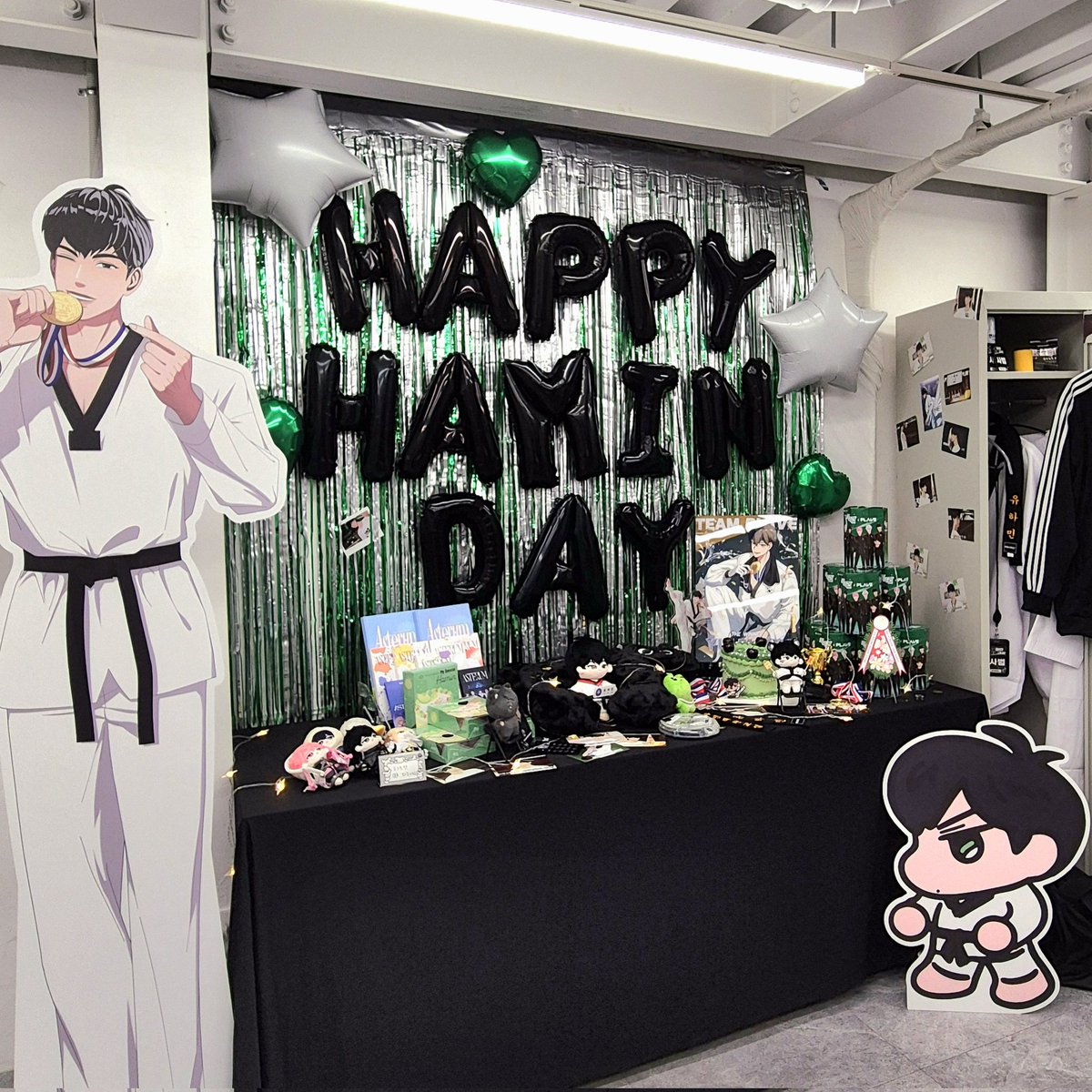 taekwon_hamin's tweet photo. ✨️D-1 HAMIN DAY✨️

빛하민 태권교실 일일체험 COMING SOON

#빛나는_태권도_정신으로_뿌슈
#빛하민_태권교실_수강생모집
#Shine_With_Taekwon_Hamin https://t.co/15HKf5G73E