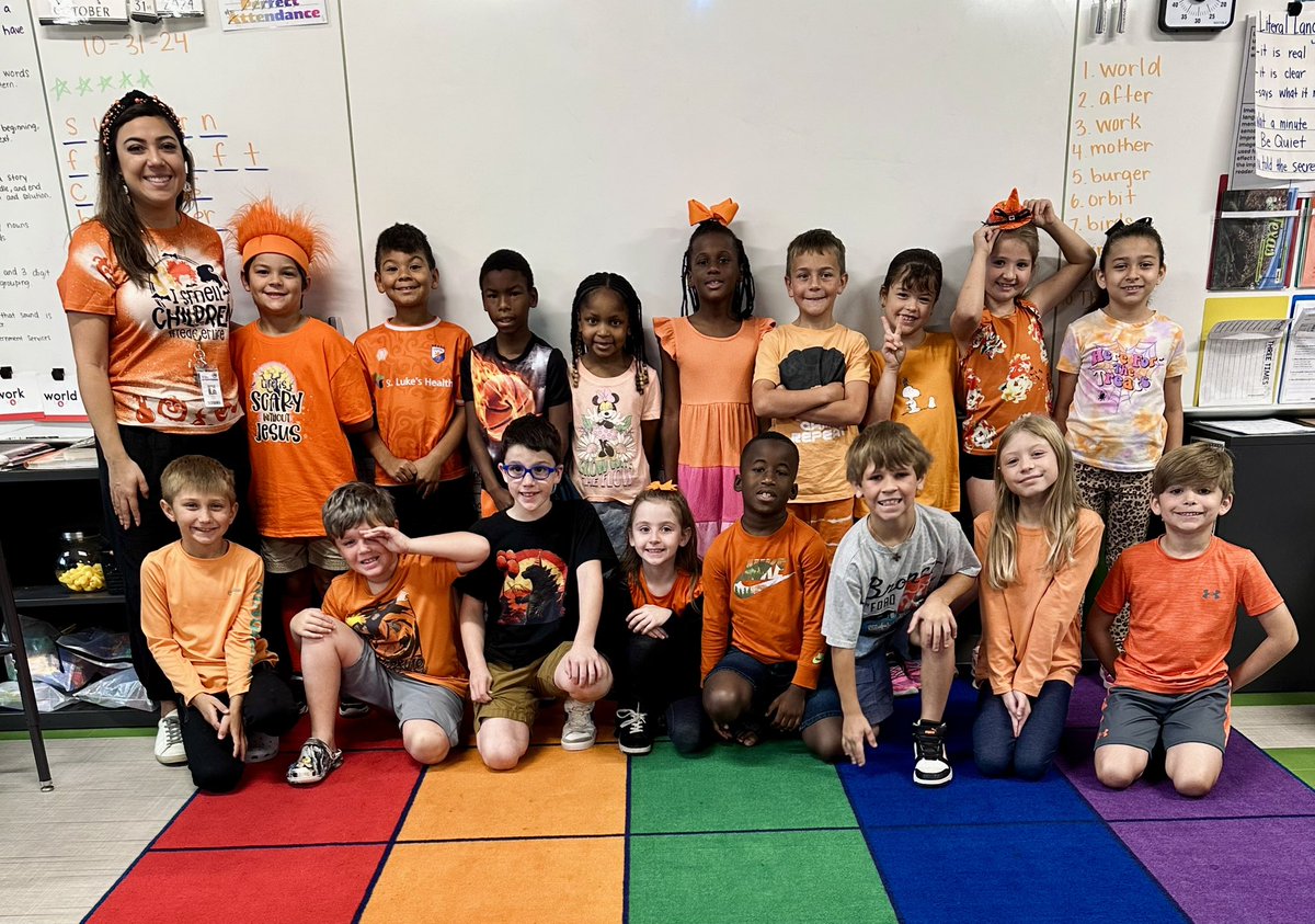 MrsFranklin__'s tweet photo. Unity Day-Orange you glad to
be drug free- wear orange! @WISDLagway https://t.co/Cw9oTke6tC