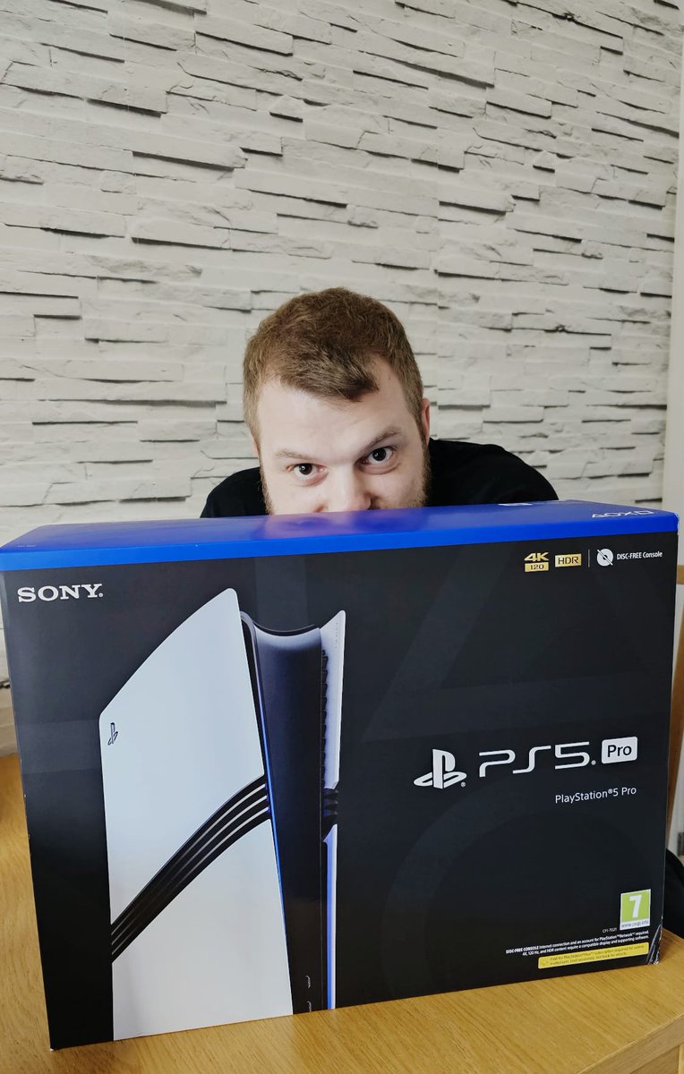 RobDwiar's tweet photo. Just got a very interesting delivery... Full review coming soon on @techradar! 

Cheers @PlayStationUK #PS5Pro https://t.co/i2toOCyQ6I