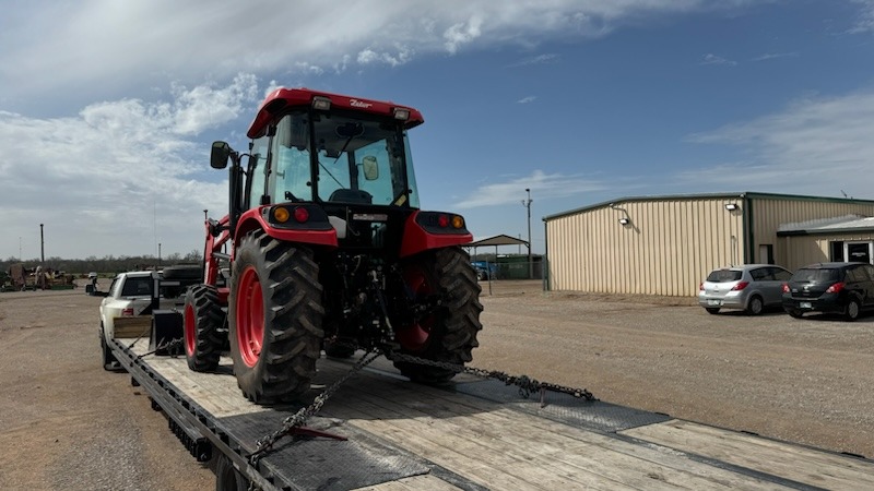 LSTgroupllc's tweet image. Have you ever bought a tractor while sitting at home on your couch?  The new owner of this Zetor did!  He completed the sale over the phone, hired us for transport via email, and we delivered right to his doorstep.

#CouchShopping #TractorDelivery #ModernFarming #ZetorExperience