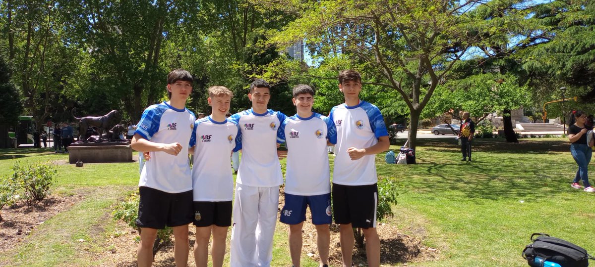 MatiasFarias6's tweet photo. Tiago campeón del mundo por equipos!!!! Se dio más tarde cuento más. Pero quería que lo sepan porque también son parte. Fueron un equipo, fueron amigos y ahora a festejar!!! https://t.co/AAs84BTHbN