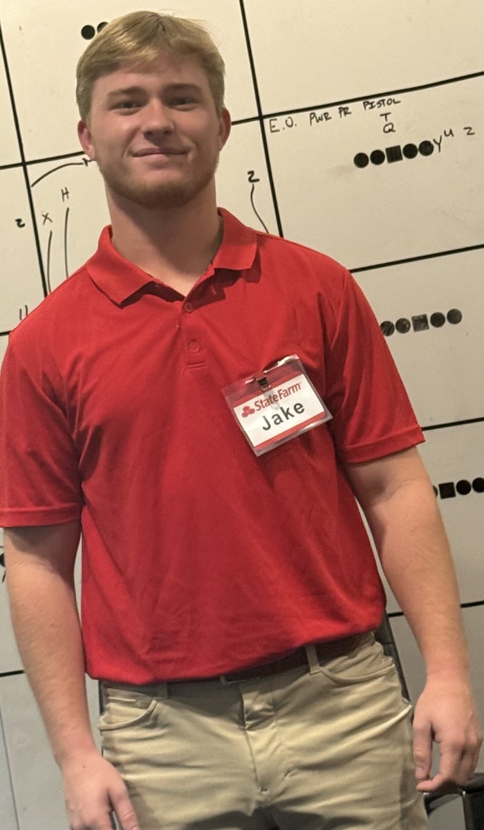 K-State Coach Van B Malone (@vanbmalone3rd) on Twitter photo We appreciate the hard work of all of our FB student assistants. Aaron, Chris, Marvin, Falcony They are into the spirit. Especially Jake. <a href="/StateFarm/">State Farm</a> #StudentassistantNIL We appreciate the hard work of all of our FB student assistants. Aaron, Chris, Marvin, Falcony They are into the spirit. Especially Jake. <a href="/StateFarm/">State Farm</a> #StudentassistantNIL