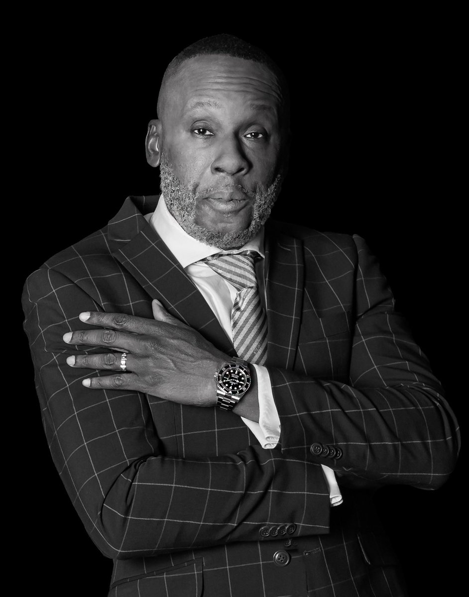 Comment rester motivé vers vos objectifs (rêves) 

1. Écrivez votre objectif et mettez-le en visuel 
2. Action quotidienne 
3. Ajustements et apprentissage 
4. Résilience 
5. Persévérance 
6. Succès 

“Le moi que je vois est le moi que je serai.”
#succès #dream #vision