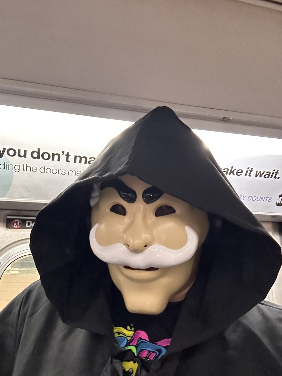 High296's tweet image. In the subway like “Hello Friend..”