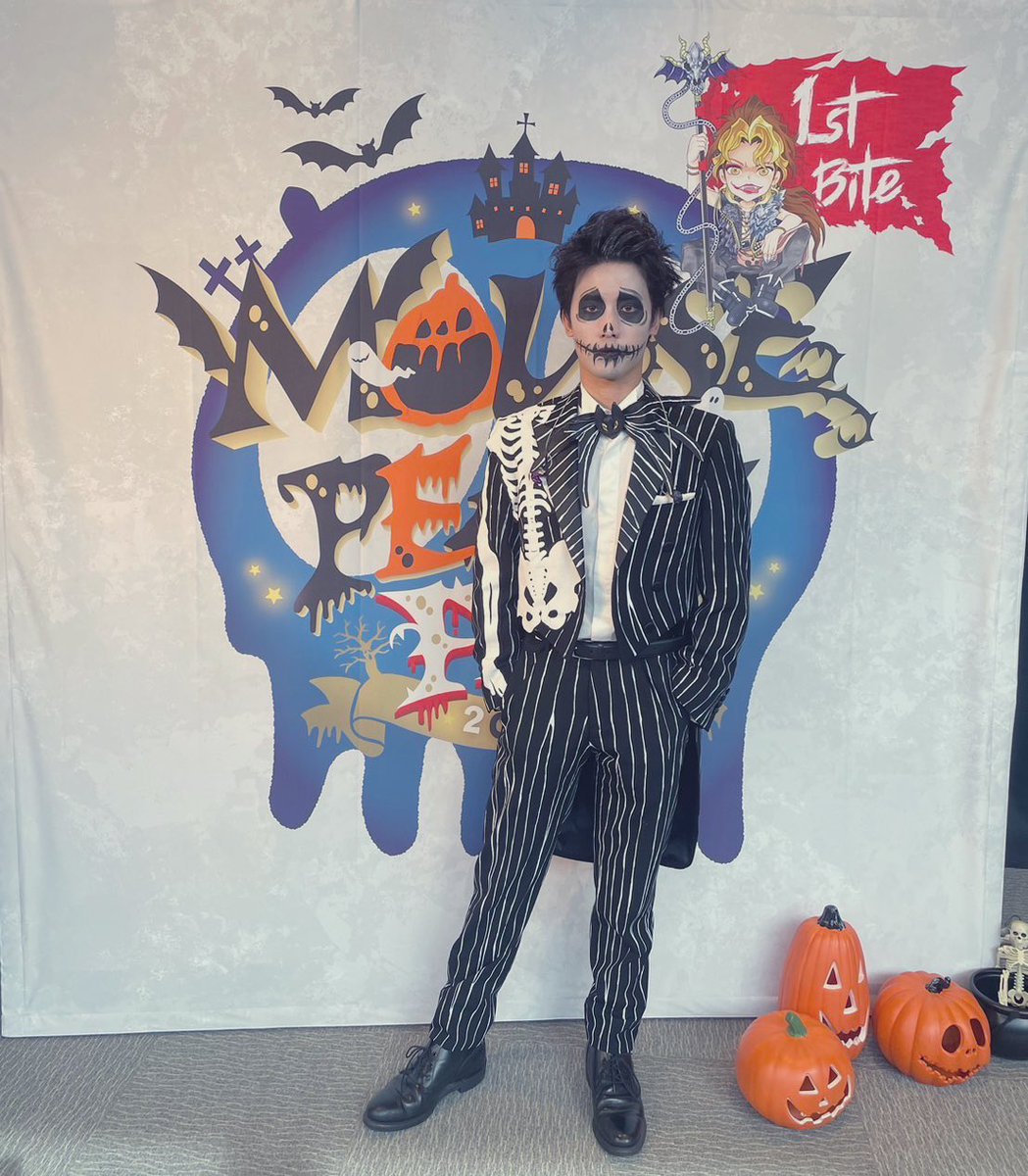 MOUSE PEACE FES. 2024 1st Bite

バンドでベース弾かせていただきました！！
初めてバッキバキに仮装してライブできたので、とっても素敵なハロウィンの1日になりました。
ありがとうございました〜👻

#MOUSEPEACEFES 
#MPF2024
#マウピフェス