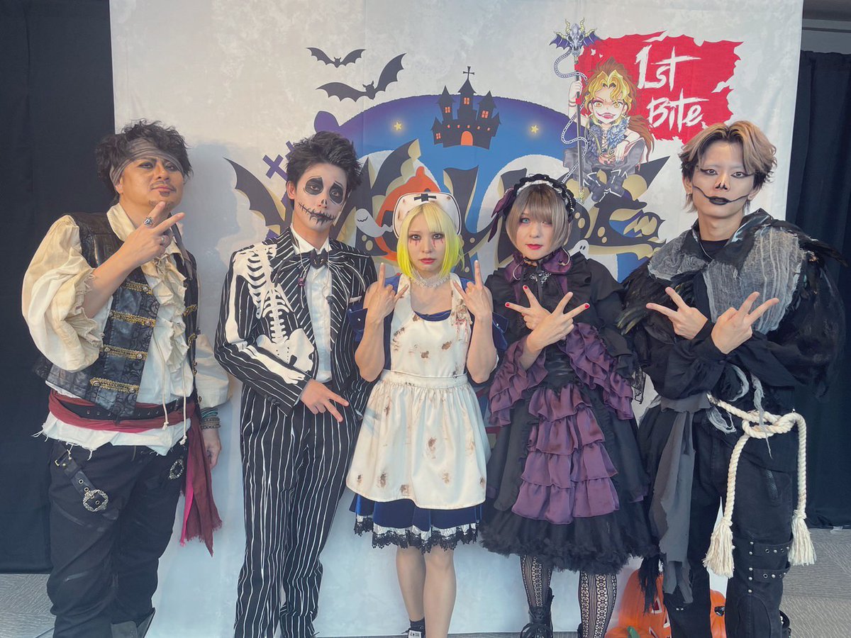 Suke26F's tweet photo. MOUSE PEACE FES. 2024 1st Bite

バンドでベース弾かせていただきました！！
初めてバッキバキに仮装してライブできたので、とっても素敵なハロウィンの1日になりました。
ありがとうございました〜👻

#MOUSEPEACEFES 
#MPF2024
#マウピフェス https://t.co/OhBAqjEJW9