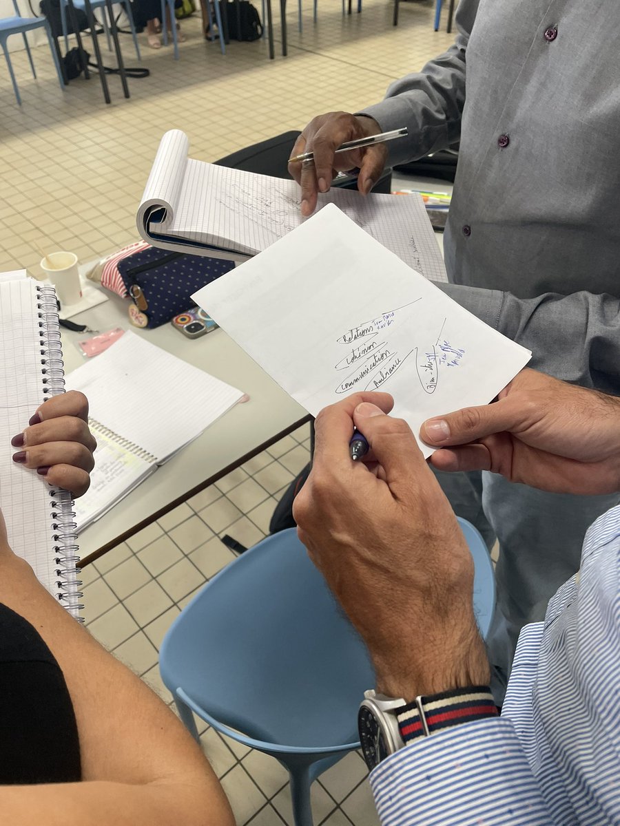 Christin Eliane tweet media