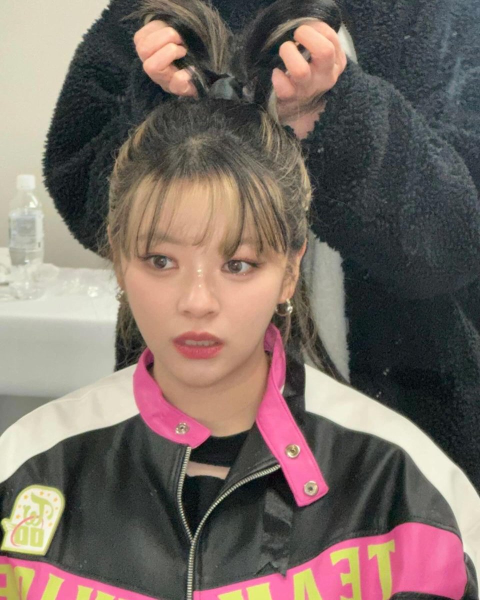 godmitzu's tweet photo. Happy birthday to our precious Jeongyeon, I'm so proud of you 💚

#HappyJeongyeonDay #BloomingOfJeongyeon #누구보다_활짝_필_정연이의_생일날 https://t.co/IkcYrlA97P
