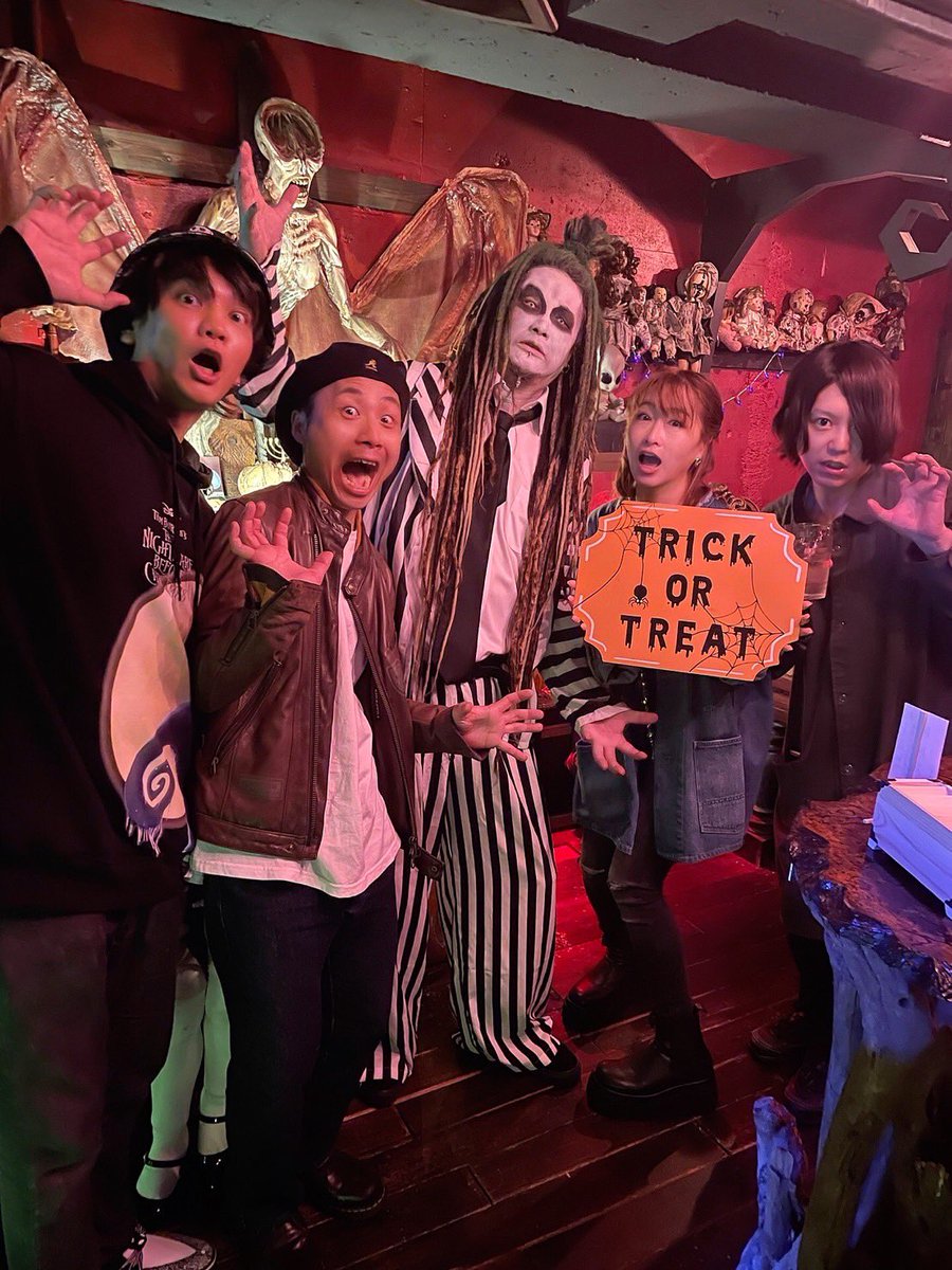 ハロウィンなので、六本木の「Trick or Treat」に遊びにきました