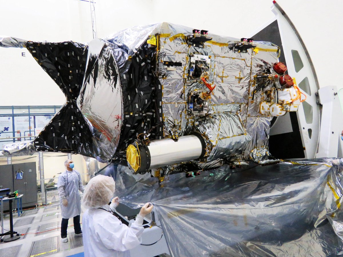 NASA_Technology's tweet photo. The cutting-edge tech we build for our science and exploration missions enable us to travel farther, learn about our universe &amp; planet, and explore the unknown. Here are three of our space tech innovations named among the 2024 list of #TIMEBestInventions: https://t.co/ZPCM2IpnX8 https://t.co/5bfTXevtAC