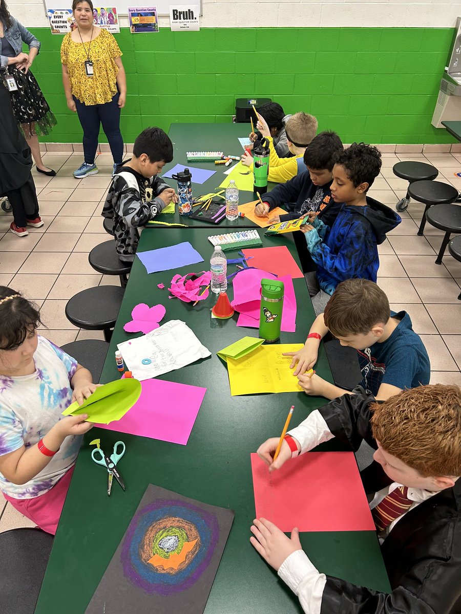 Wednesday, Pete the Cat, and making mummyries!