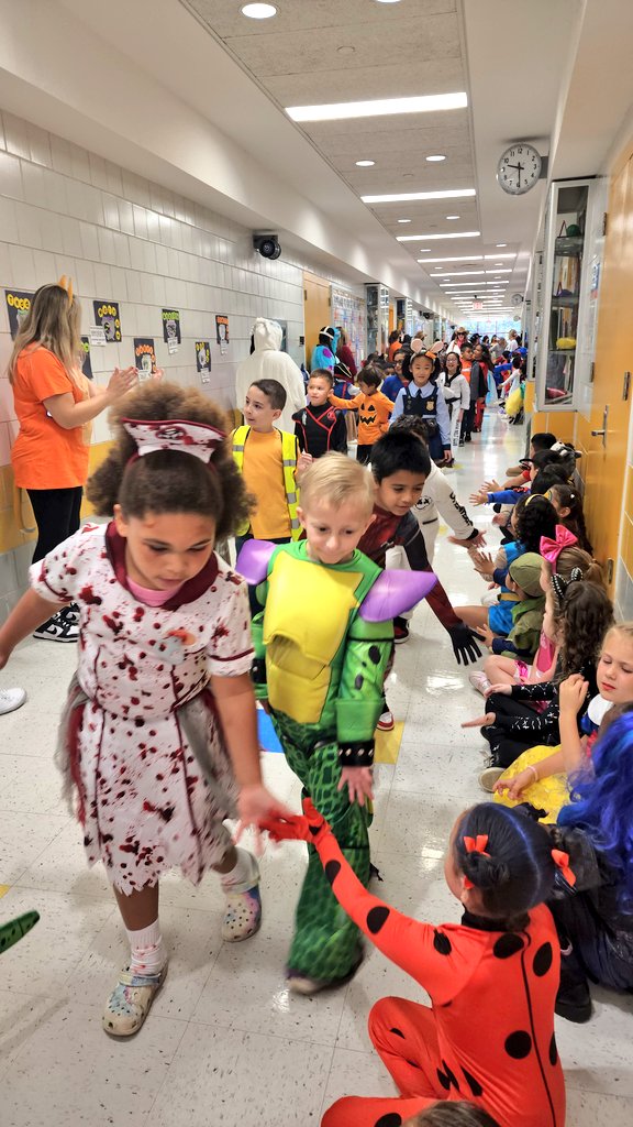 Happy Halloween from <a href="/PS58RSSColumbia/">PS58R SS Columbia School</a> ##ItsGreatat58  <a href="/GregoryRocco58/">Gregory Rocco</a> <a href="/DocPalton/">Doc Palton</a> <a href="/MrLuisiSSC58/">Joe Luisi</a> <a href="/CSD31SI/">CSD31StatenIsland</a>