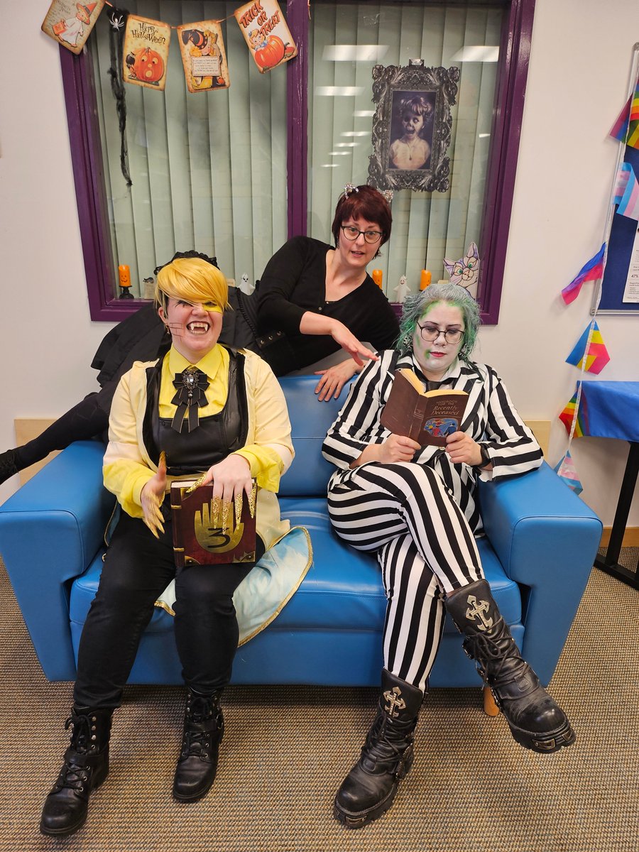 Happy Halloween from the library team👻🎃 <a href="/WUTHstaff/">WUTH Staff</a> our other librarian is dressed as the Invisible woman 🤣