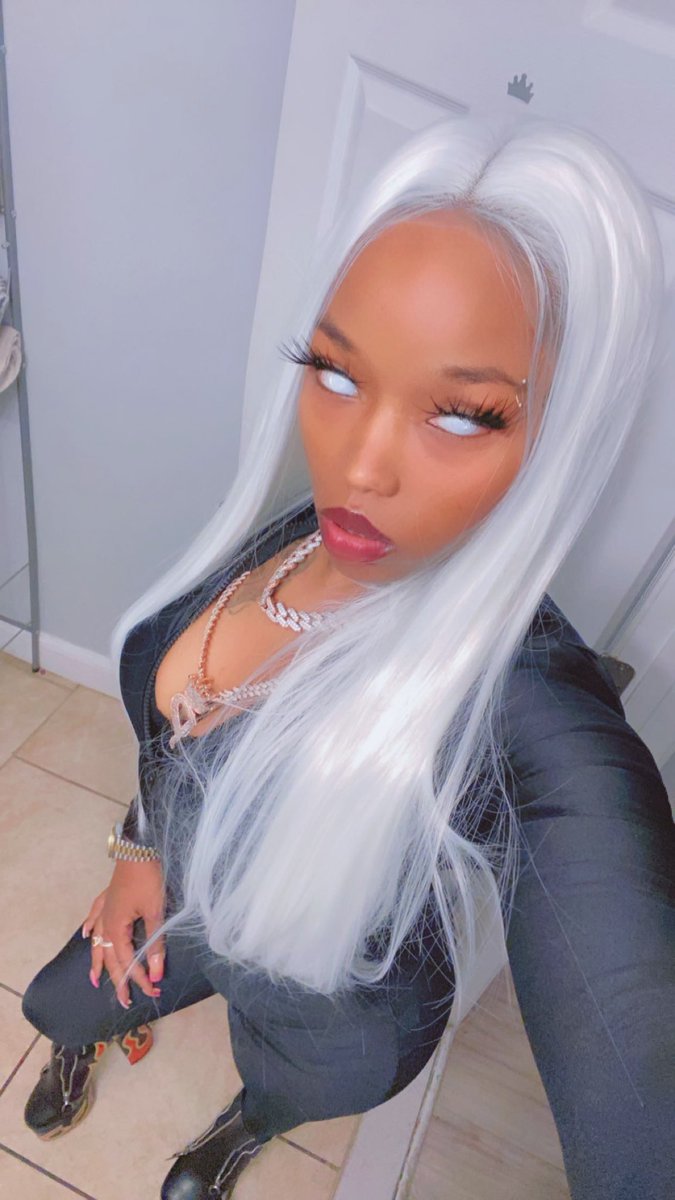 PTheQueen_'s tweet photo. 🌪️🎃🖤⚡️ #halloween2024 https://t.co/5Hu21wsrP6