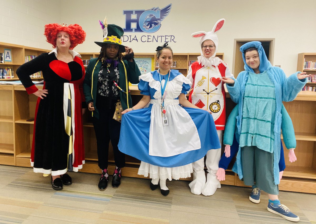 Ms. Rowdy tweet media