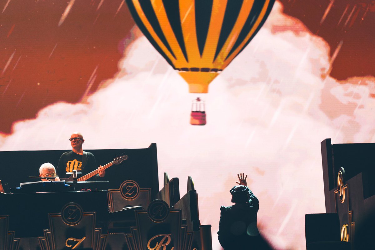 Renato Zero tweet media