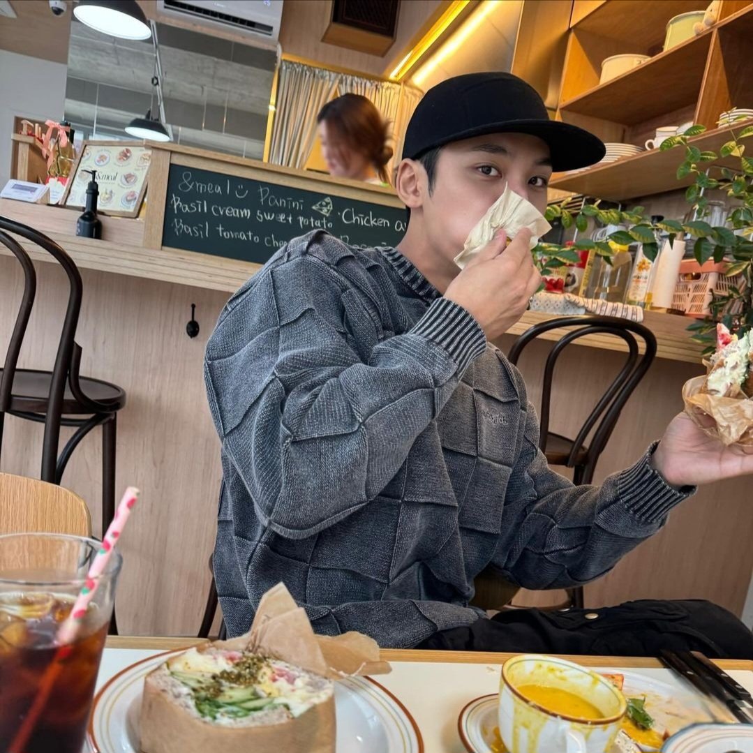 Might be inactive for long now but peeking here again to announce our 3rd Wedding Anniversary today!

Happy Anniversary, Mr. DiMarco! Mahal na mahal kita palagi 😘
KAGATAN NA 😈