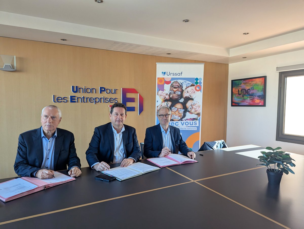 🤝L'<a href="/UPE13_/">Upe 13</a> &amp; l'<a href="/urssaf/">Urssaf</a> Paca renforcent leur collaboration et renouvellent leur partenariat 
👉C'était hier : <a href="/PKorcia/">Philippe Korcia</a>, pst Upe 13, aux côtés de C.Mabboux et F.Barbe, respectivement pst et directeur Urssaf Paca, ont renouvelé leur partenariat...➡️ lc.cx/hFK93A
