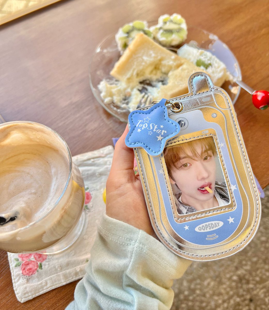 cbscbcbs's tweet photo. 📍연신내 피오엘 🐻🍀🐹
커피가 맛있고 사장님이 친절해요🫶
럭키산도 쨩💚
#먹다가_해찬이_생각이나신거예요
#박지성_단1g도안줌 https://t.co/P7MyDrB2HM