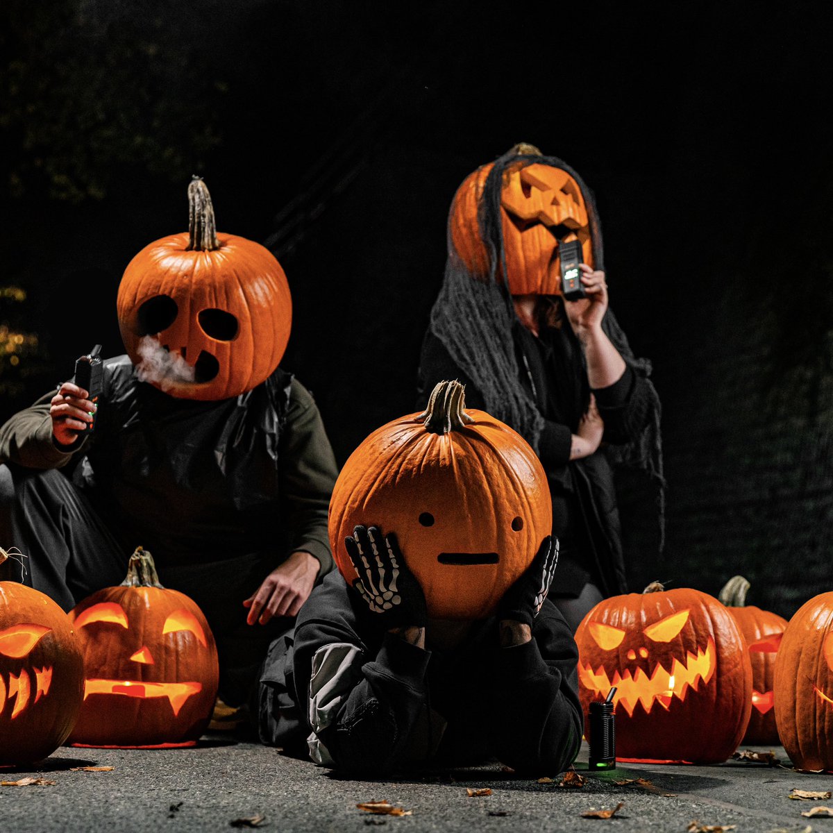 storz_bickel's tweet photo. HAPPY HALLOWEEN 🎃
#halloween #happyhalloween #inhalethedifference #storzandbickel #pumpkincarving #pumpkin #venty #mighty #crafty #vapor https://t.co/ZS6GdjygJk