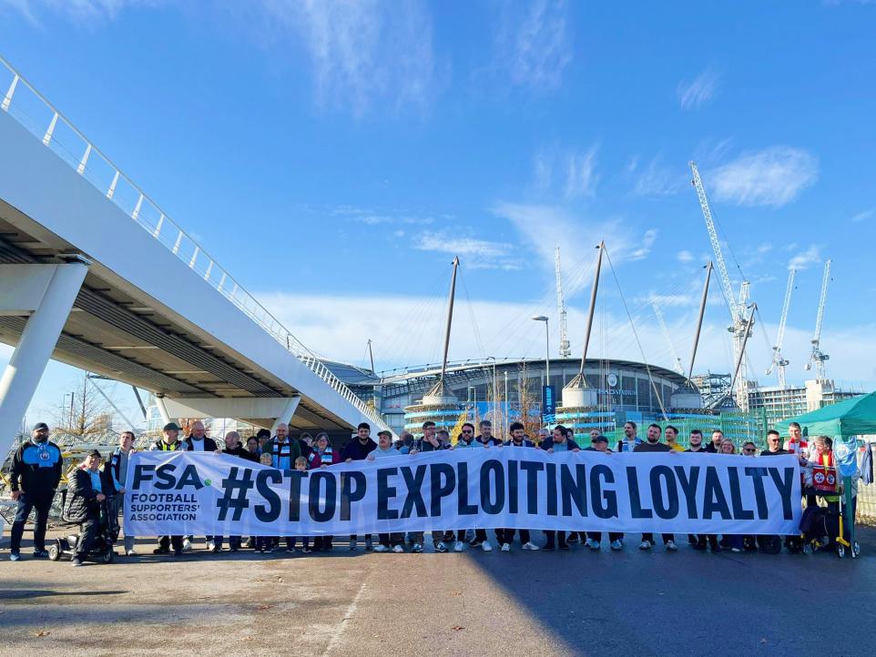 SaintsDSA_2010's tweet photo. Football supporters in the Premier League joined to protest at ticket price increases last weekend and there are more protests planned this weekend at Premier League stadiums.  Join the protests to keep ticket prices down. 
https://t.co/bR8fpRLqtJ
#StopExploitingLoyalty https://t.co/QTU6lk35hm