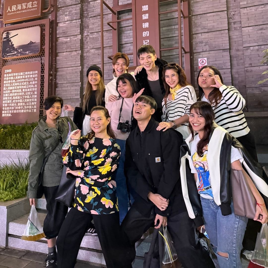 beyourNUBDAO's tweet photo. ꔛ ⭐
IG Update : preyakarnpin
“ Thank you tsingtao for warm welcome for our first fansign in mainland china, , next stop see you Vietnam this Saturday
รีบลงก่อนไปอีกที่จะดีกว่า 55555 ”
#DAOU1stFANSIGN
#OFFROAD1stFANSIGN
#ต้าห์อู๋ออฟโรด #DaouOffroad
#byNUBDAO https://t.co/TM5PfUTP3P