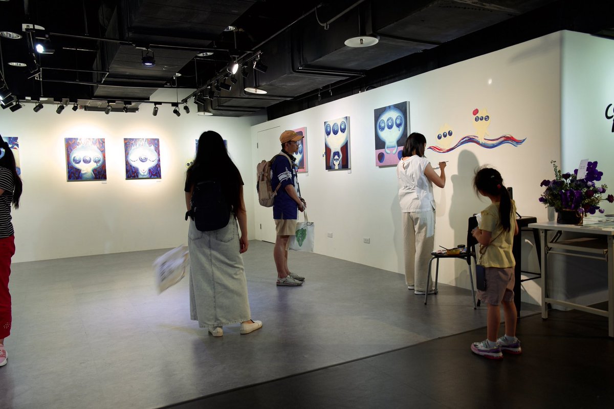 Thank you everyone who came to visit my exhibition in Taipei! 
Hope to see everyone again soon💗😚