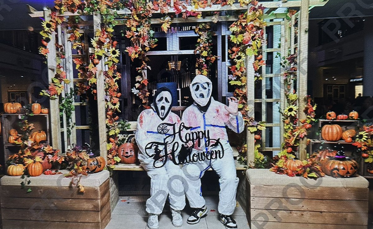OSB0RNE's tweet photo. #Halloween @pandocruises @carribbean https://t.co/3fQa0fRLMZ