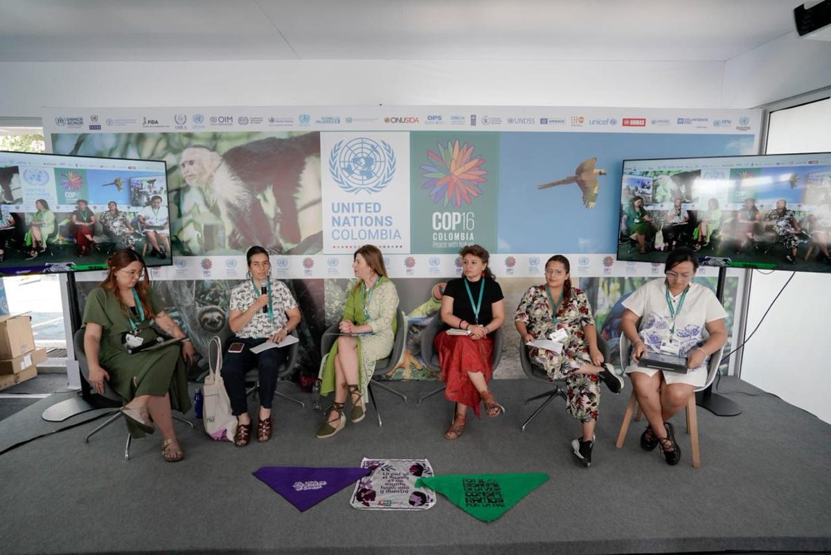 #MujeresEnLaCOP16 I Alianza 1325: Mujeres, Paz y Seguridad

Las mujeres estamos al frente de la defensa de la naturaleza y la paz, uniendo fuerzas para enfrentar la triple crisis climática, la pérdida de biodiversidad y la desertificación.

¡Nuestro potencial es clave para