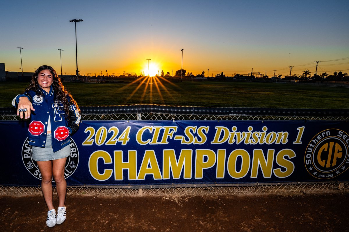 ggusdathletics's tweet photo. Pacifica softball held their ring ceremony for their 2024 @CIFSS division 1 championship. The Mariners also won division 1 in 2023 & have won a record 9 CIF championships in program history. Kaniya Bragg was selected player of the year & Tony Arduino was selected coach of the year for the 2nd year in a row. #ggusdsoftball #phsmariners @PacHS_Softball