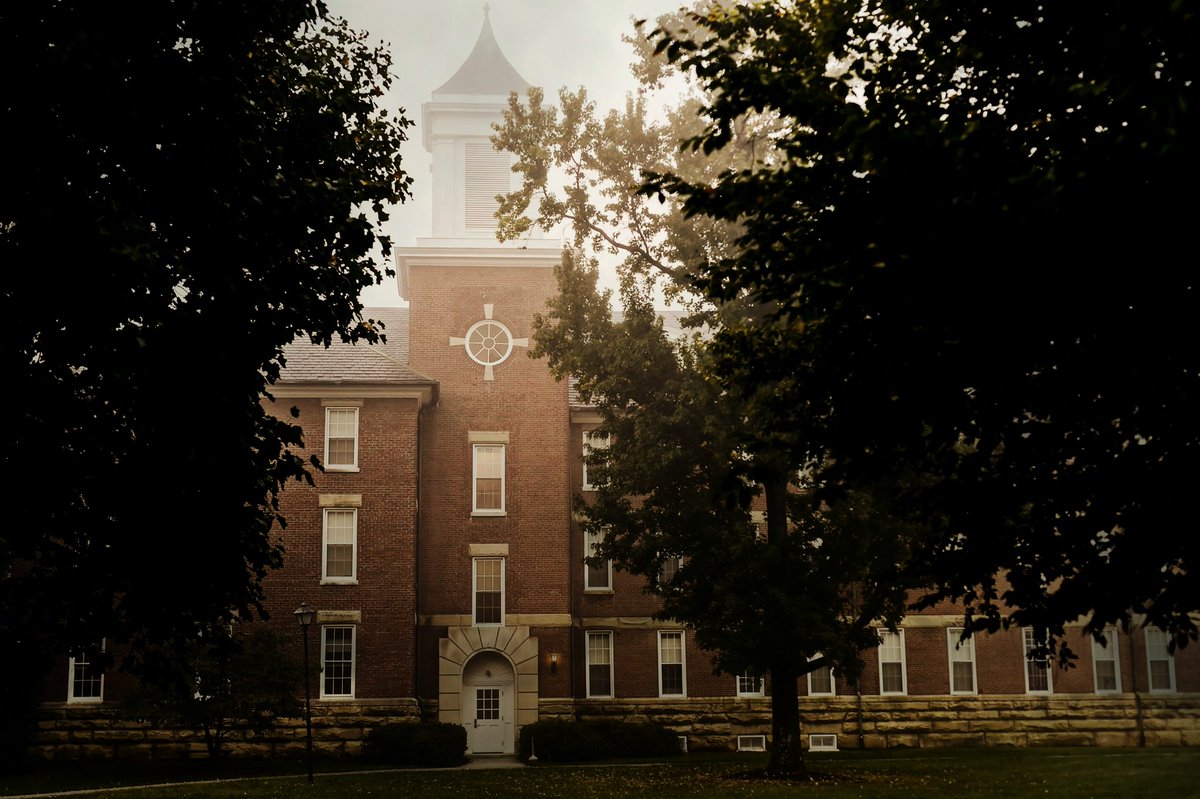 Happy Halloween! 🎃👻

Check out this video narrated by former facilities director Wayne King, recounting supernatural stories on campus.
youtube.com/watch?v=I_kuoV…

Did you ever experience a haunting presence during your time at Centre College?