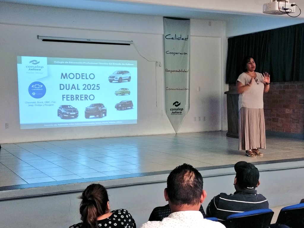 Jgpm12Jose's tweet image. #ModeloDual en la Agencia de Autos #Chevrolet Puerto Vallarta.
