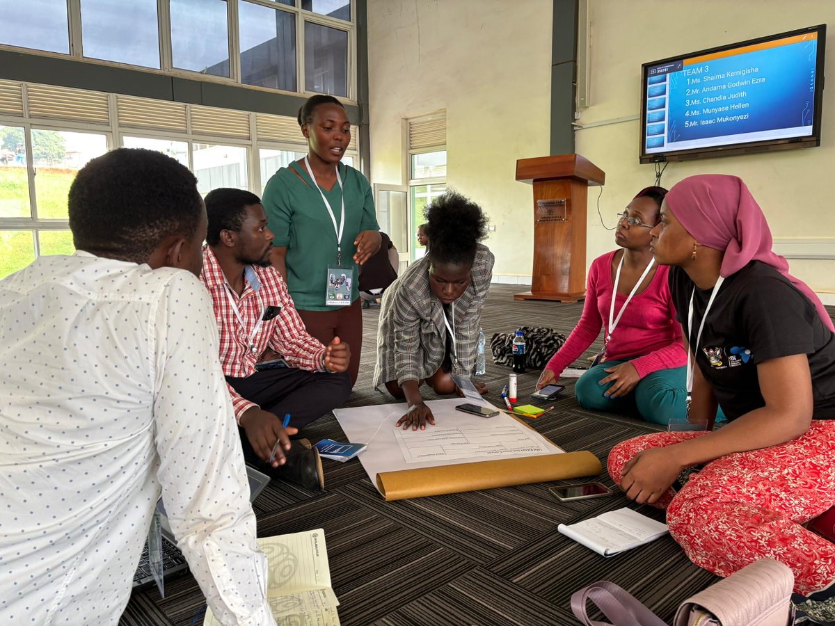 UNLEASHlab's tweet image. In Uganda, cultural heritage sites and historic landmarks are increasingly threatened by the effects of climate change. At UNLEASH Hack Kampala, participants focused on problems relating to climate change and Uganda’s heritage. Read more:
unleash.org/innovating-for…