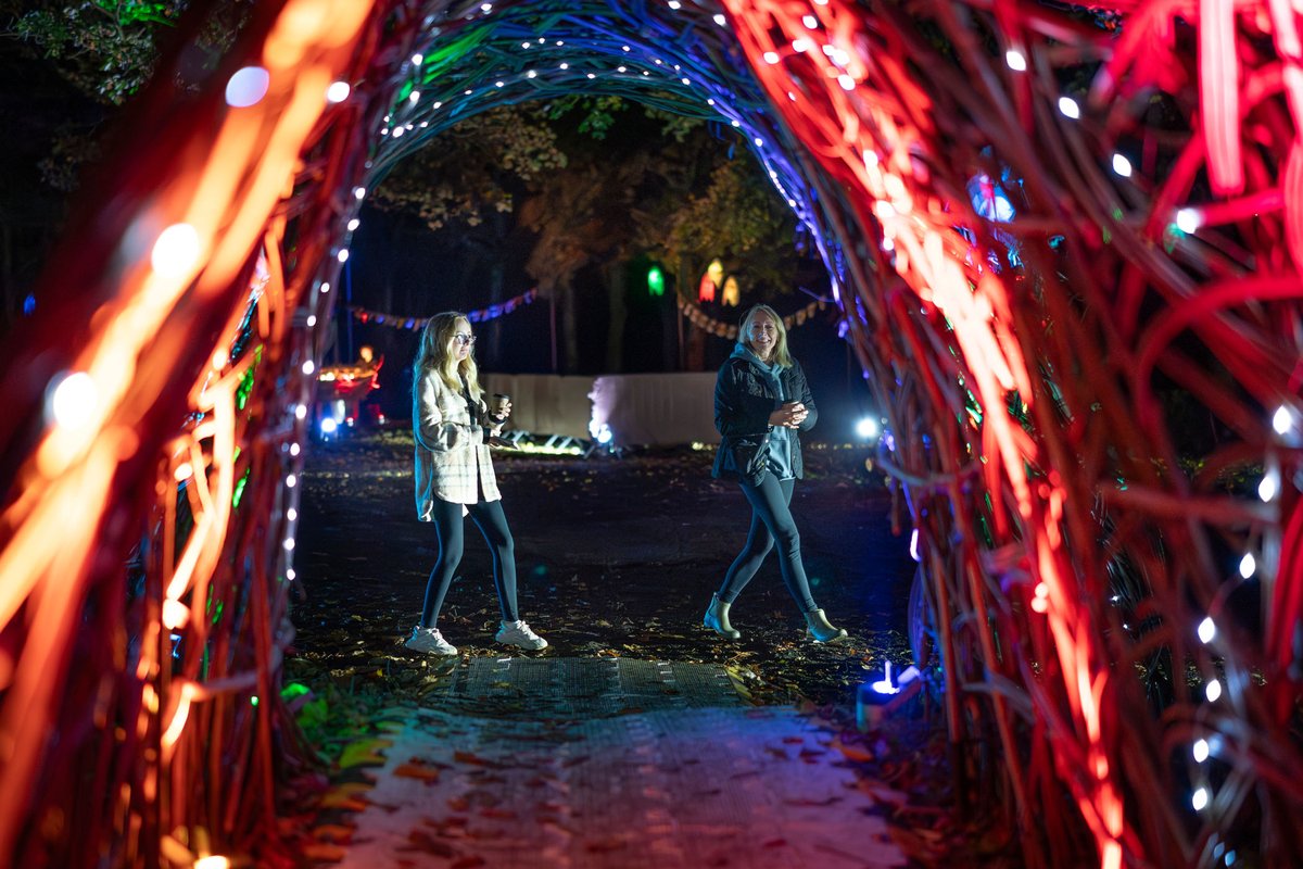 Rochdale Borough Council (@rochdalecouncil) on Twitter photo Over 3,500 visitors were welcomed to Littleborough for #WildWanders24, our night-time nature trail at Hollingworth Lake Country Park. Read more ▶️ rochdale.gov.uk/news/article/3… Funded by <a href="/ace_national/">Arts Council England</a> and <a href="/WestonFdn/">Garfield Weston Foundation</a> 🌳✨ Over 3,500 visitors were welcomed to Littleborough for #WildWanders24, our night-time nature trail at Hollingworth Lake Country Park. Read more ▶️ rochdale.gov.uk/news/article/3… Funded by <a href="/ace_national/">Arts Council England</a> and <a href="/WestonFdn/">Garfield Weston Foundation</a> 🌳✨