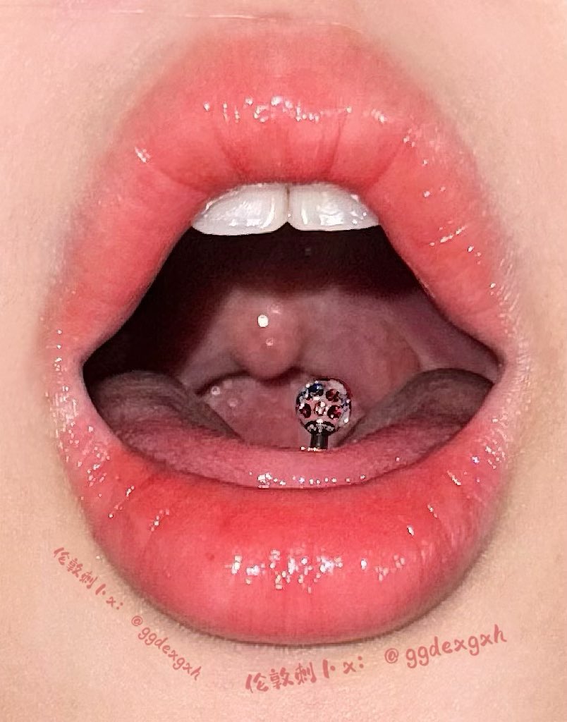 黄推福利内容 - 刺卜🇬🇧的精彩图片 福利姬刺卜🇬🇧分享的黄推图片2 - 网红私拍内容