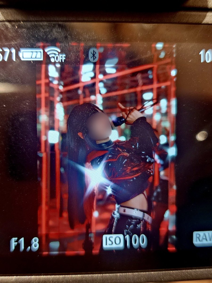 오늘 다녀온 촬영 프리뷰 ☺️❤️‍🔥
이벤트 당첨으로 BnW스튜디오 다녀왔습니다!
생각보다 공간 여유도 있고
강렬한 촬영에도 너무 조았어요,, 🥹 
<a href="/bnwstudio__/">더 레드쉽 스튜디오</a>