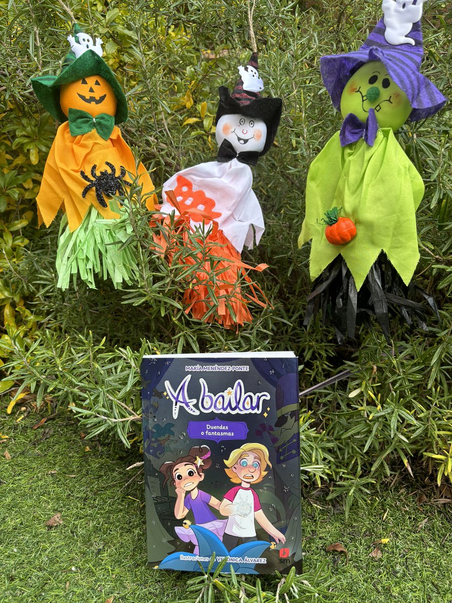 Feliz Halloween! Aquí estoy ya con los nietos, preparándonos para la noche más terrorífica y divertida. También podéis adentraros en la mansión Marinski para descubrir quién cogió la bolsa de Beth, si los duendes o los fantasmas. 👻🧙🏼👻🧙🏼