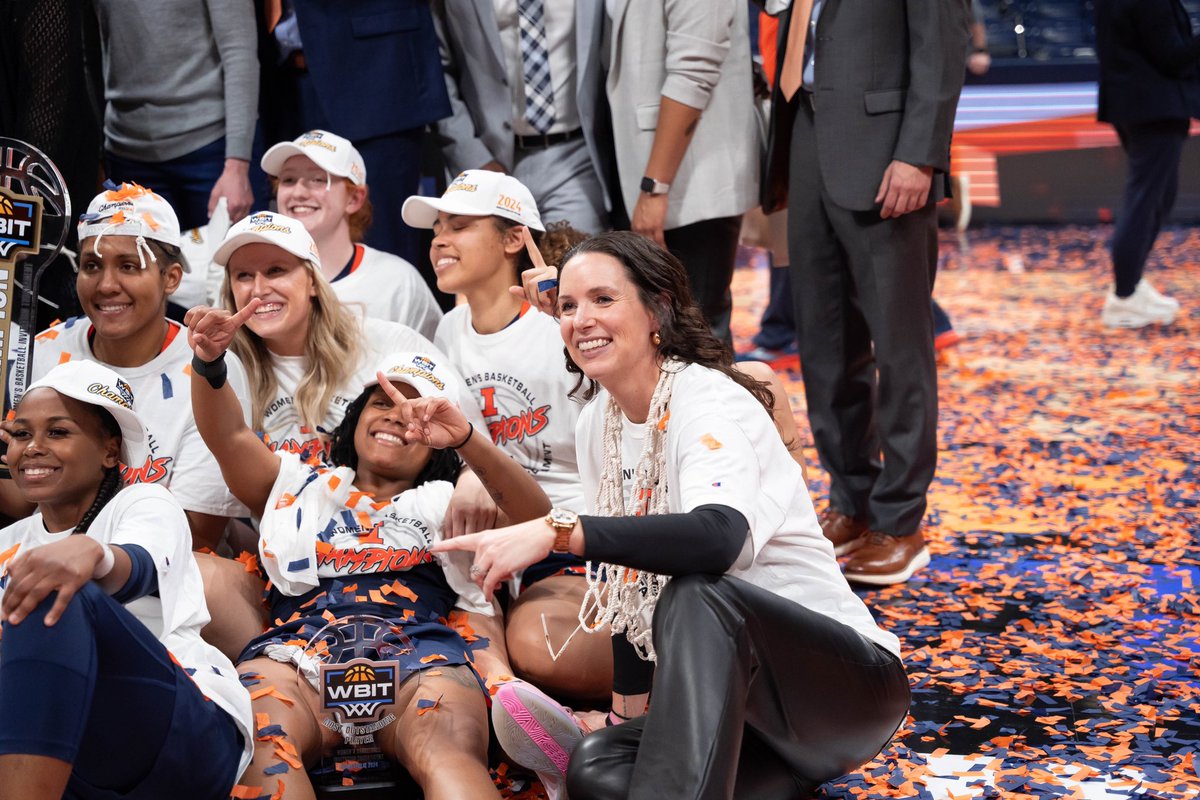 Illinois Women's Basketball tweet media