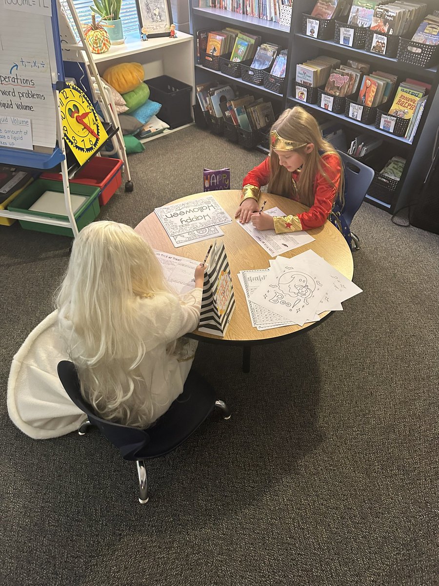 Math Trick or Treat🎃👻 These scary third graders are great problem solvers! <a href="/MHPatriot/">Manor Hill</a> <a href="/LIBERTYSCHOOLS/">LPS53</a>