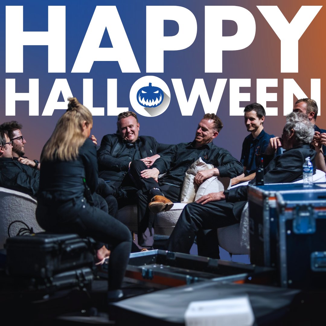 #TeamJLL is wishing everyone a very Happy #Halloween! 🎃👻