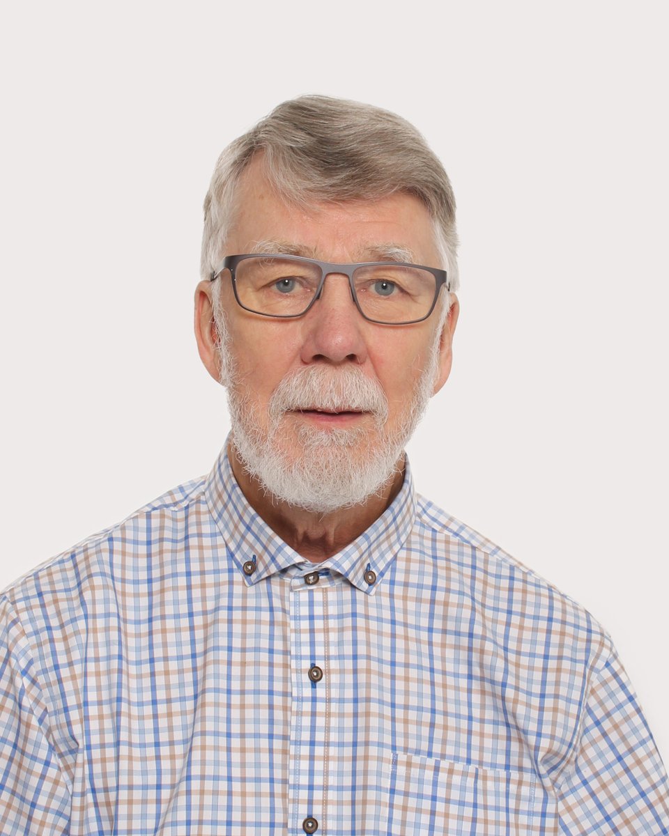 Väestötieteen edistäjä 2024 -palkinto myönnettiin dosentti Ismo Söderlingille hänen mittavasta urastaan väestöntutkimuksen edistäjänä sekä akateemisesti että yhteiskunnallisesti. blogs.helsinki.fi/svy-ry/2024/10…