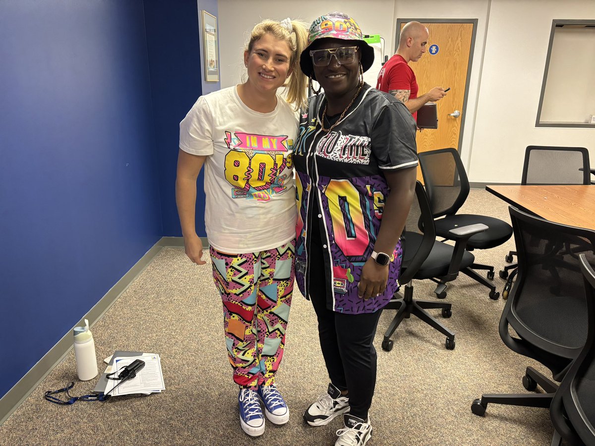 🎃Our staff doing up the Halloween thing today, too!

The Dake Assistant Principals, <a href="/AHogestyn/">Alexa Hogestyn, EdD</a> &amp; <a href="/AkwaaJoyce/">Joyce Akwaa</a> !

1/3