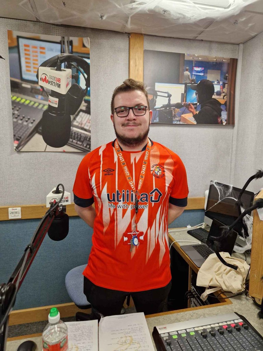 Our #Sport #Journalism student, Liam Wilmot, has just started his own radio show - Hatters Hour 🎩- all about his favourite football club, <a href="/LutonTown/">Luton Town FC</a> ⚽️ He’s got some exciting guests lined up for the show, so tune in on Wednesdays from 2-3pm on 97.1FM <a href="/RadioLaB971fm/">Radio LaB 97.1fm</a> to find out!