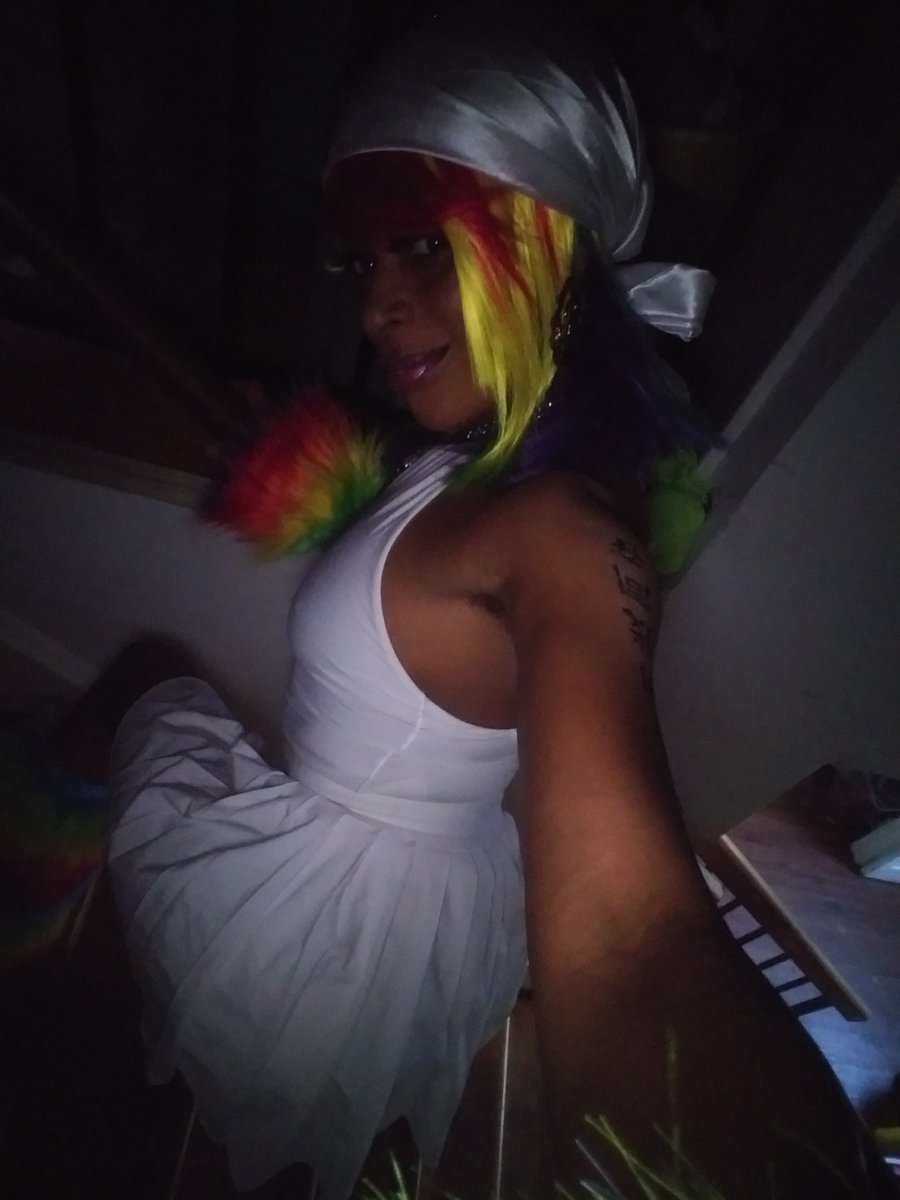 ONIKAWINSAGAIN1's tweet photo. EVEN YA MANS KNOW #NICKIS DO IT BETTERRRRRRRRRRRRR 😜🔥GET INTO THEM 🌈 LASHES DOE #NickiMinaj #TROLLS #PRIDEINOCTOBER HAPPY #BARBOWEEN 🎃 👻 🌈 https://t.co/m8Na7HHGlZ