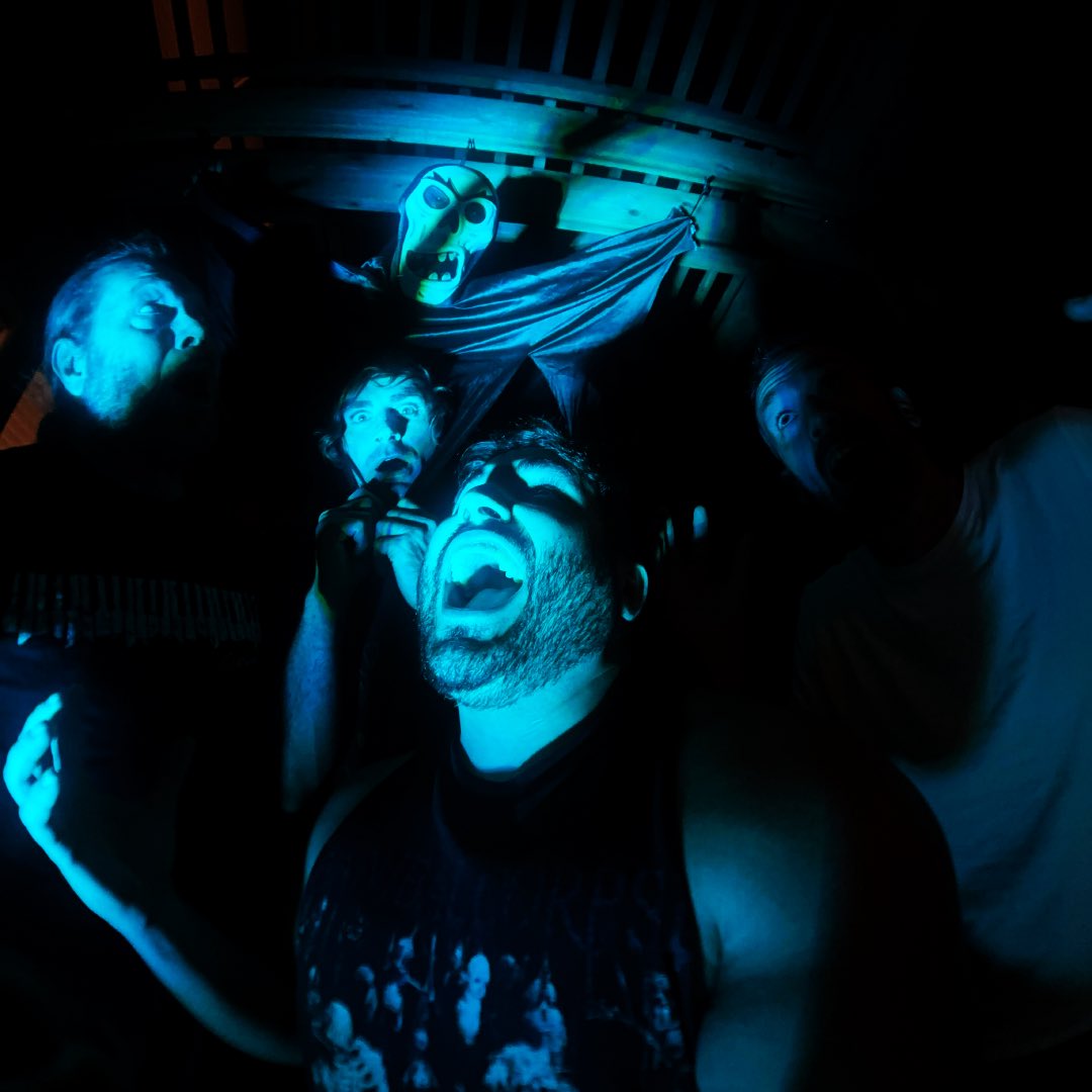 Obscure_animals's tweet image. “Run for your life”

Happy Halloween 🤘🧛🎃