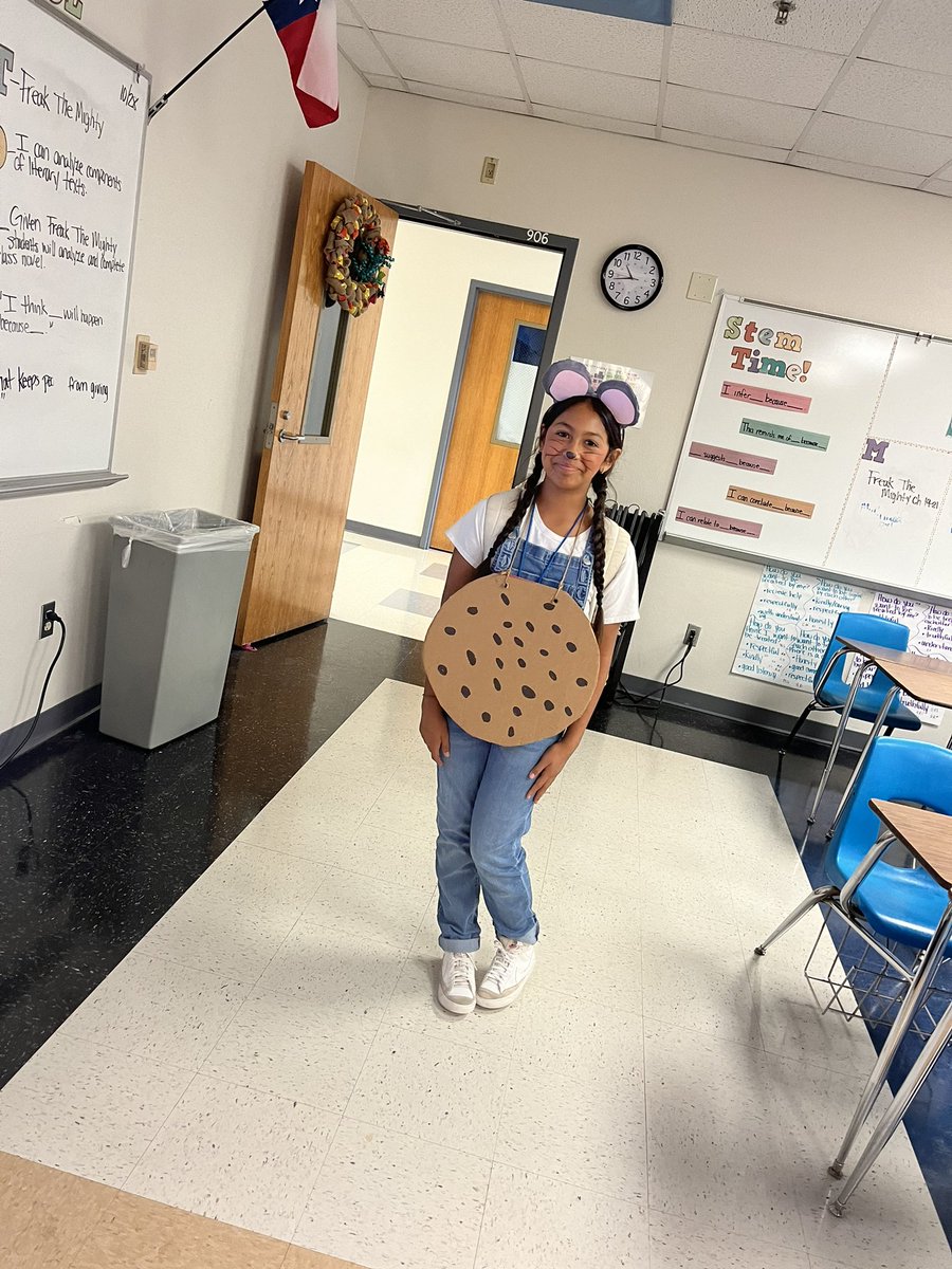 If you give a mouse a cookie… 🍪🎃 #bookcharacterday <a href="/Crockett_MS/">Crockett MS</a>