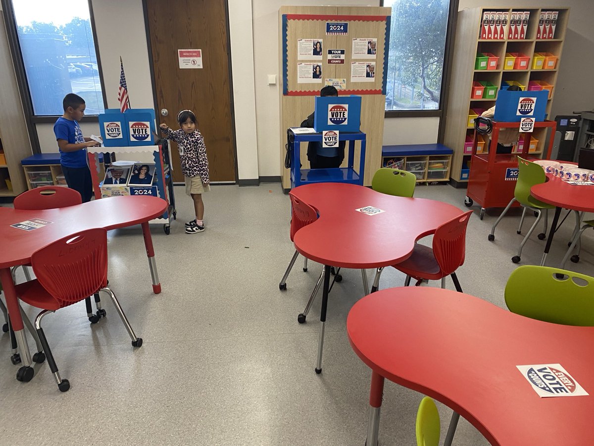 VJones_ELA's tweet image. Day 2 of Voting taking place ⁦@Martin_Mustangs⁩. #AliefVotes Mock Election ⁦@MartinESLibrary⁩ ⁦@MartinezAM42⁩ ⁦@AliefISD⁩