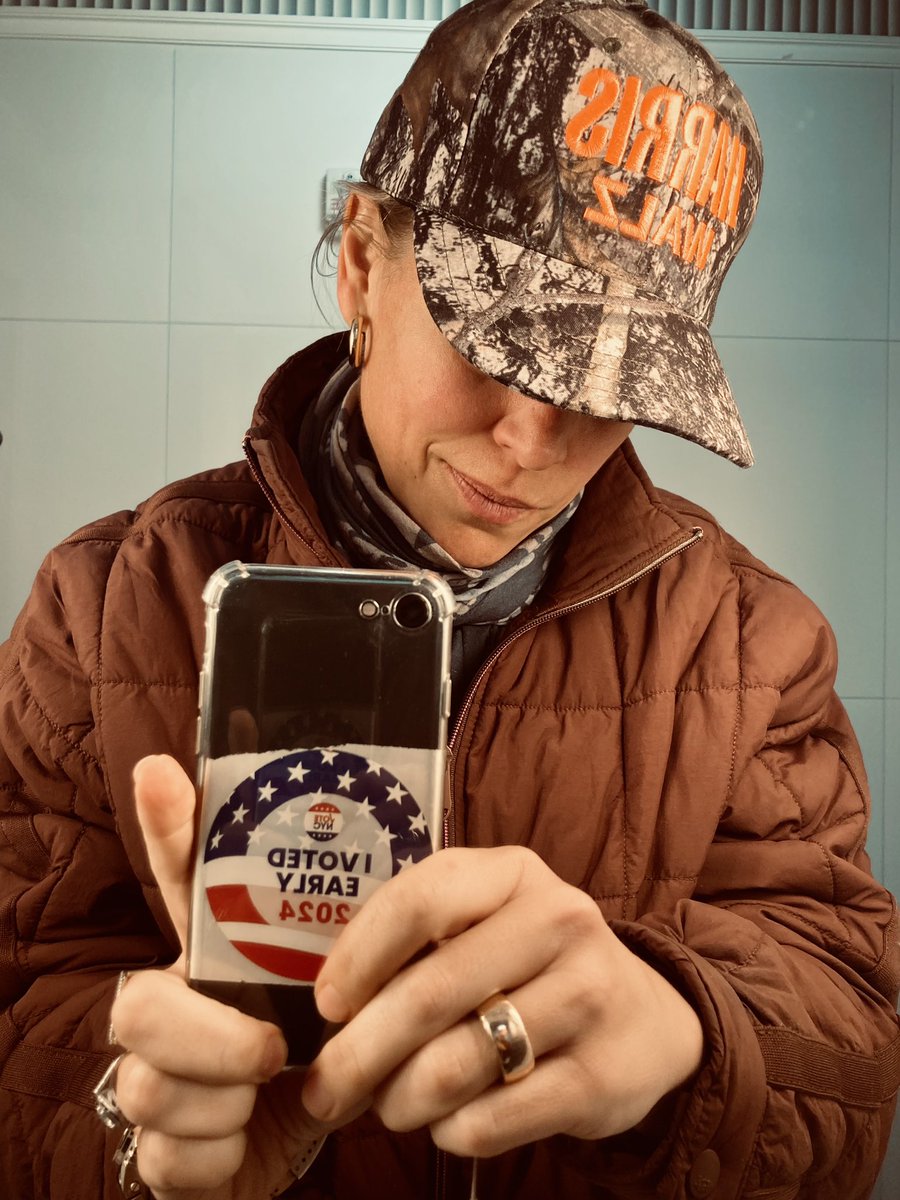 piper perabo tweet media