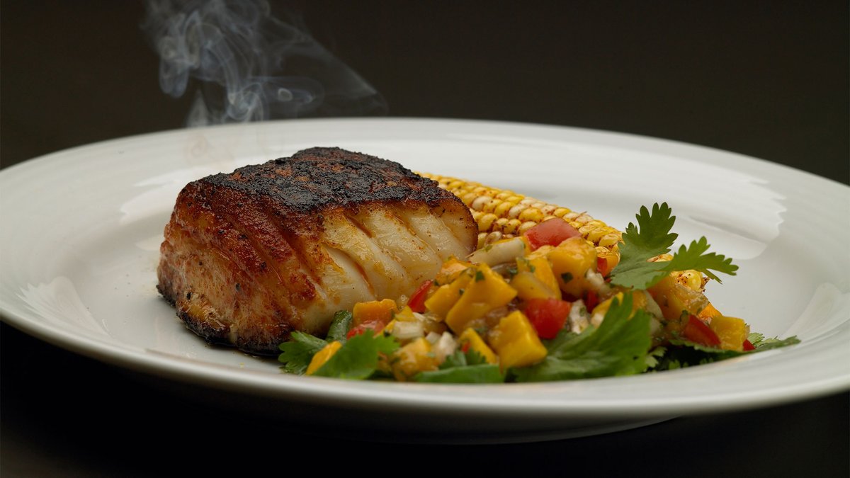 Try this Blackened Atlantic Halibut recipe and fry your fillets with flavour. Using a combination of spices, your tastebuds will be greeted by mouthwatering texture and taste.

Recipe: seafoodfromcanada.ca/recipe/blacken…

#SeafoodFromCanada
#TasteTheNorth 
#CanadianSeafood 
#SeafoodRecipe